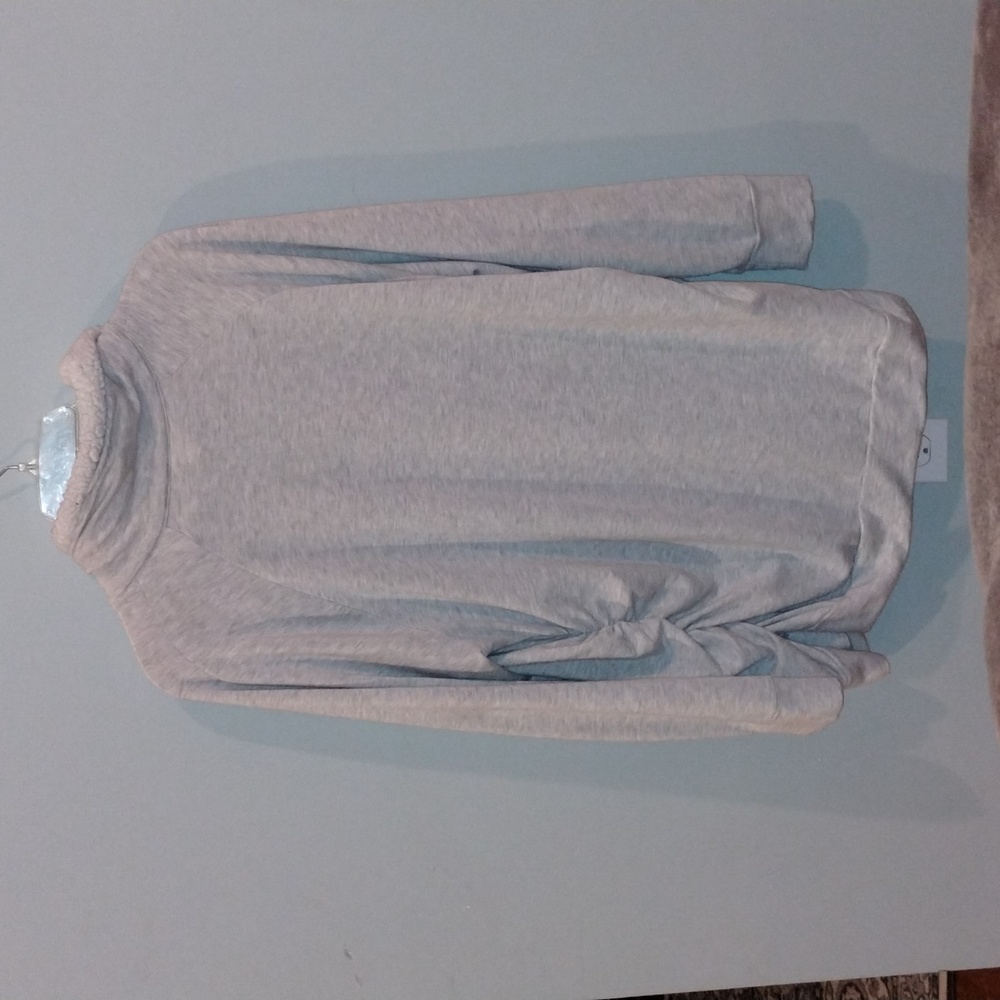 Maternity Sweatshirt Pullover - Picture 6 of 7